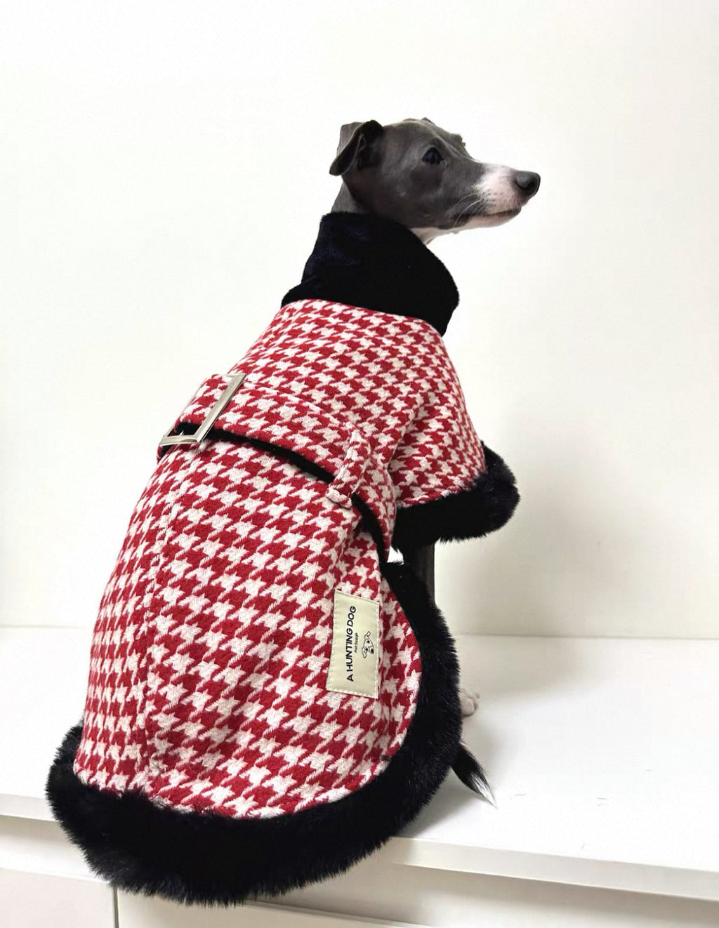 Luxury Plush-Trimmed Houndstooth Dog Cape