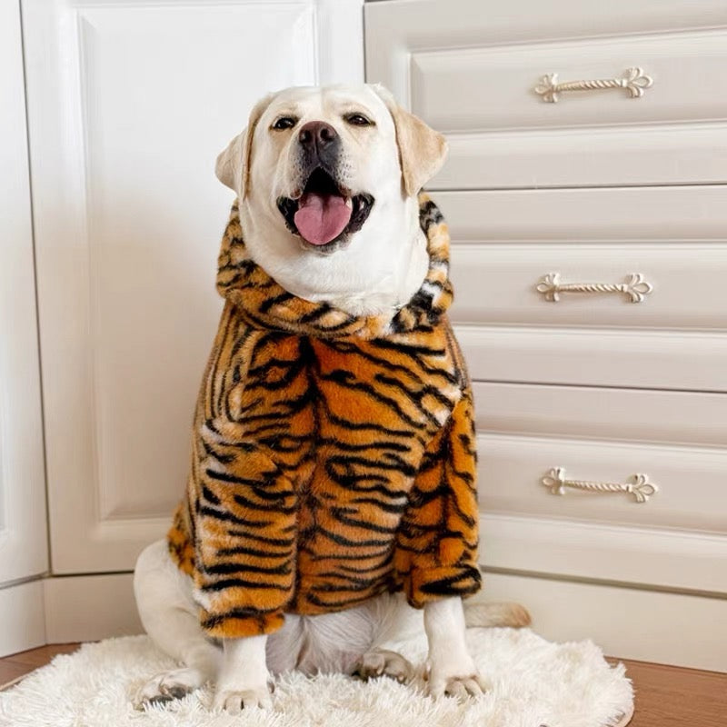 Cozy Tiger-Pattern Winter Coat – Sizes for Medium & Large Dogs