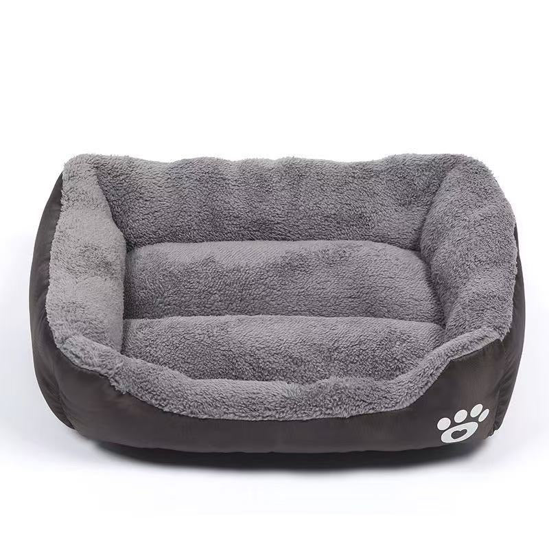 All-Season Square Dog
Bed - Warm, Soft & Perfect for Small to Large Breeds
