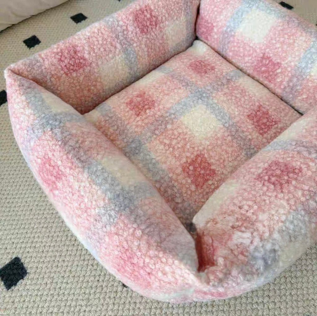 FluffCheck Plush Pet Lounger 🐾