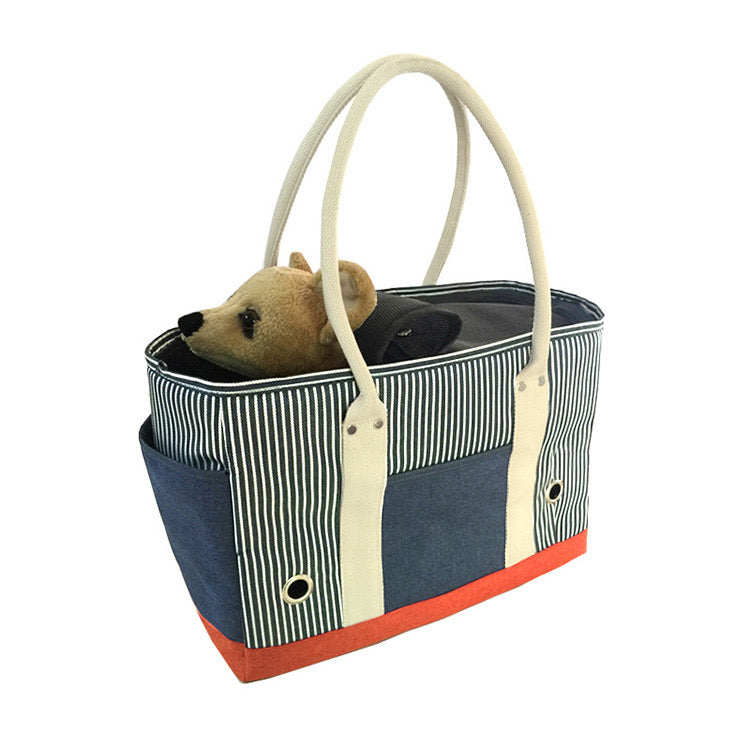 Portable Outdoor Pet
Carrier Bag - Breathable & Stylish for Small Dogs and Cats