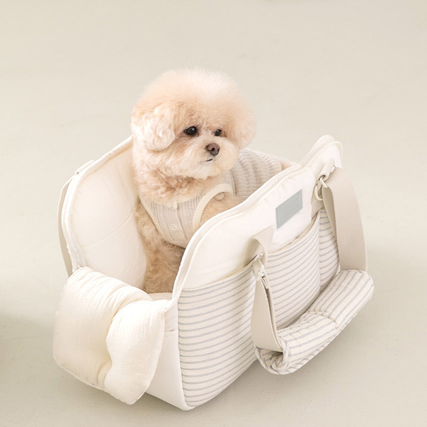 Comfortable Pet Carrier Striped & Ventilated