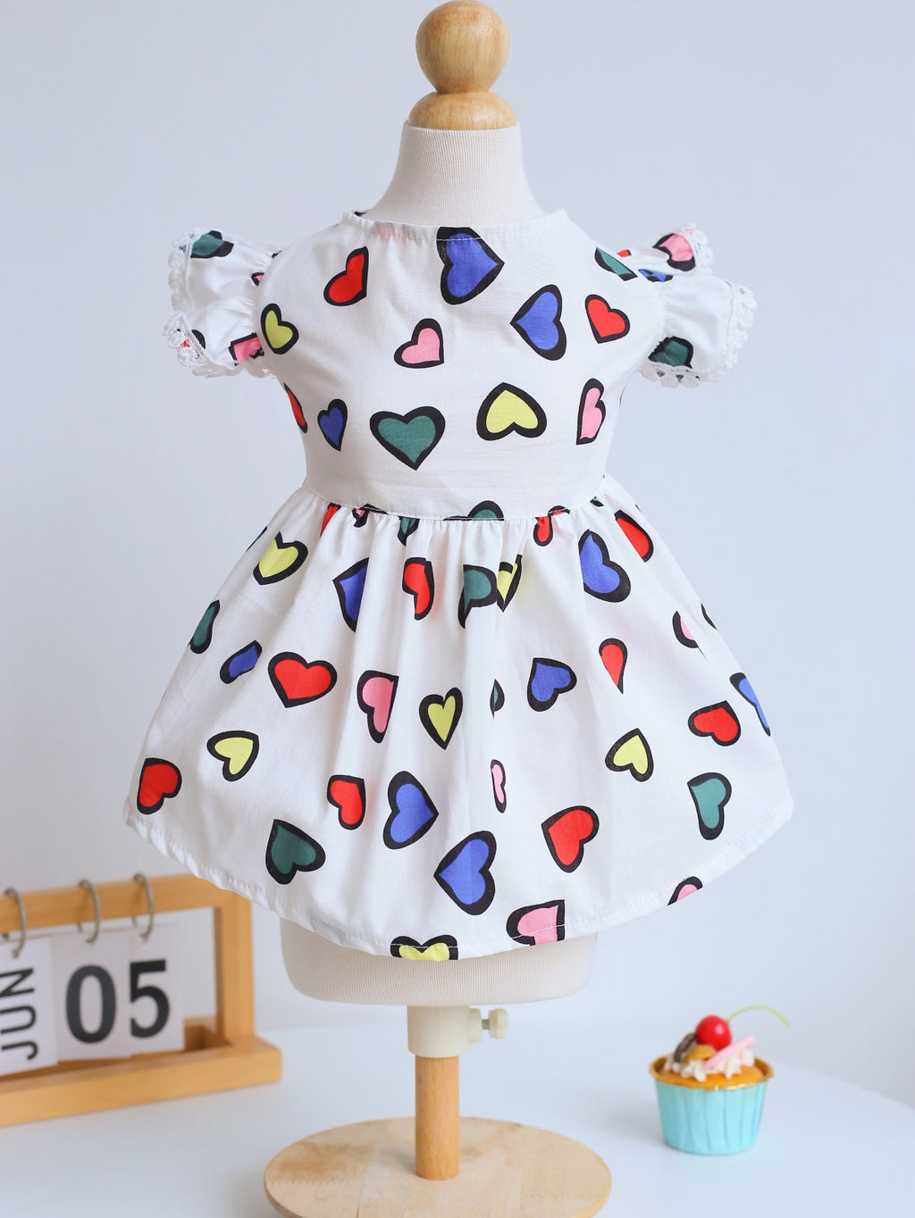 Colorful Heart Print Pet
Dress - For Cats & Dogs