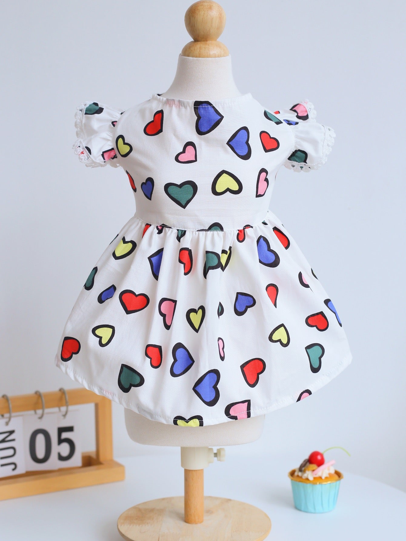 Colorful Heart Print Pet
Dress - For Cats & Dogs