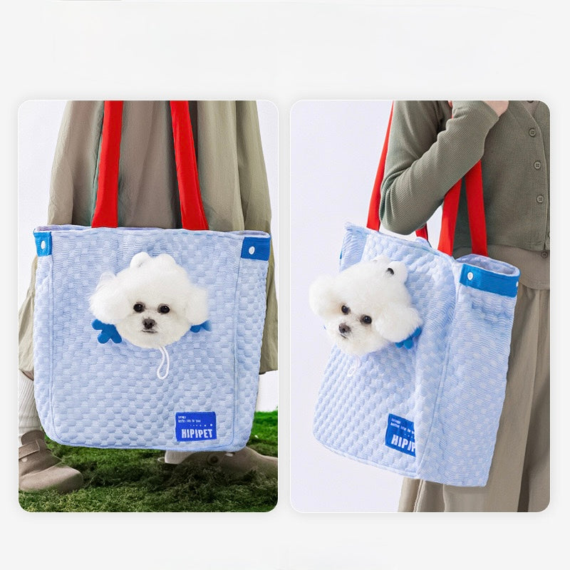 Breathable Cooling Pet
Travel Bag - Head-Exposing, Escape-Proof, Lightweight for Small Dogs