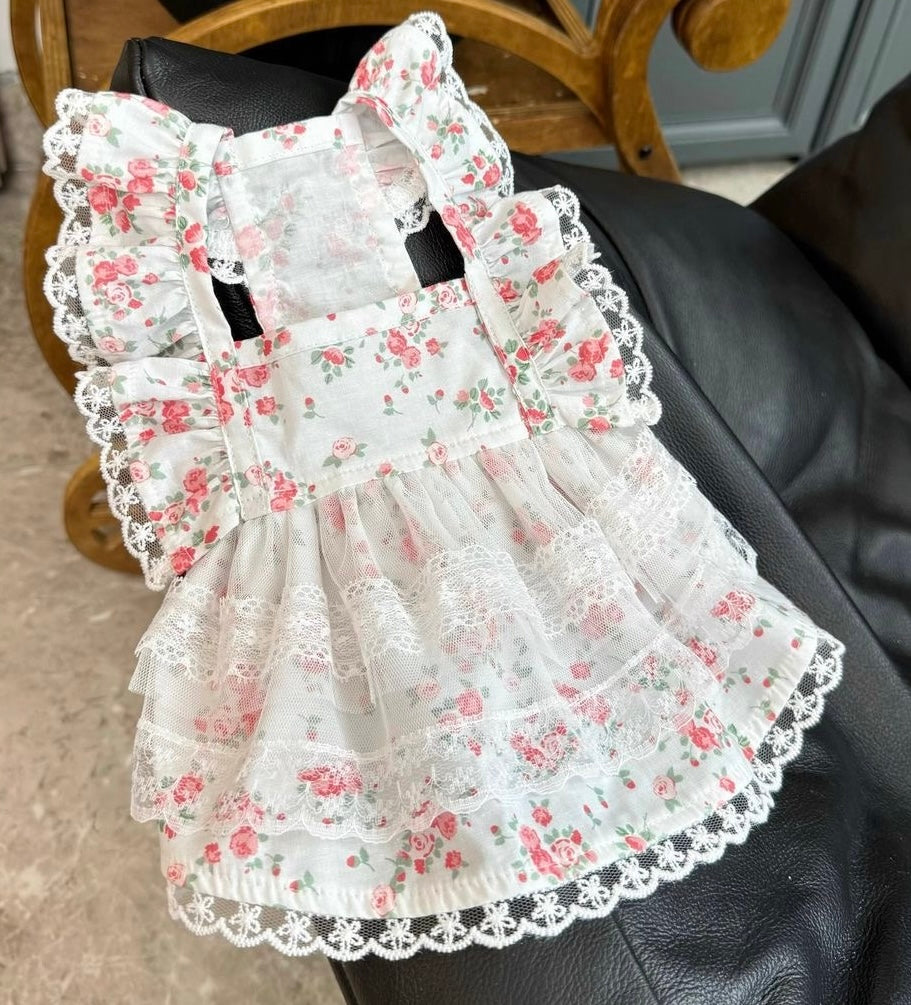 Lightweight and
breathable floral lace dress for small and young dogs.