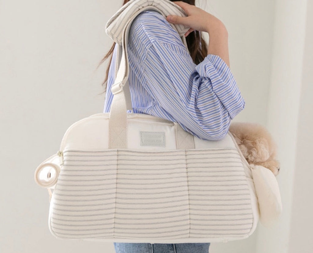 Comfortable Pet Carrier Striped & Ventilated