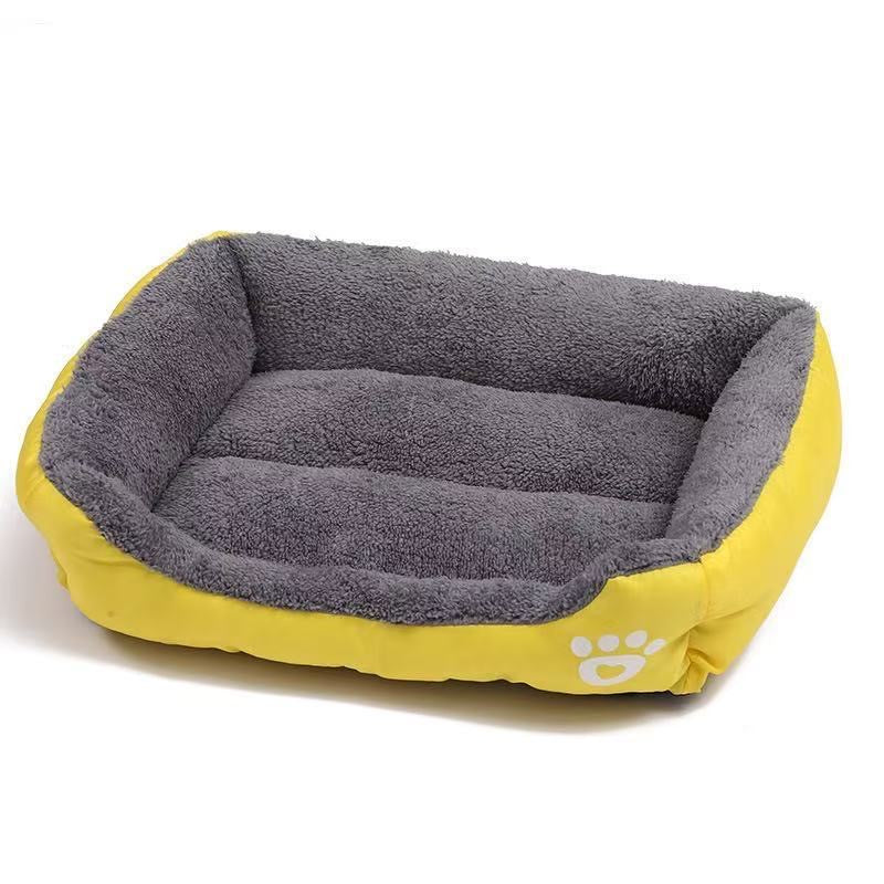 All-Season Square Dog
Bed - Warm, Soft & Perfect for Small to Large Breeds